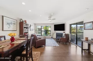 Photo #1: 6925300 Listing 