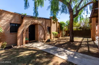 Photo #2: 6925308 Listing 