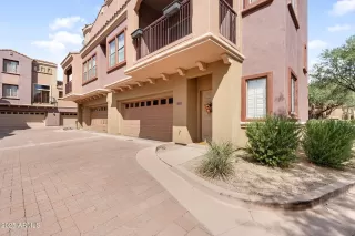 Photo #1: 6925333 Listing 