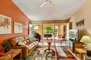 Photo #4: 6925428 Listing