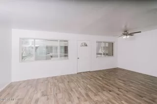 Photo #5: 6925432 Listing 