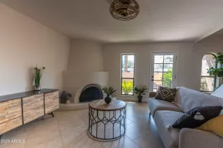 Photo #6: 6925477 Listing 