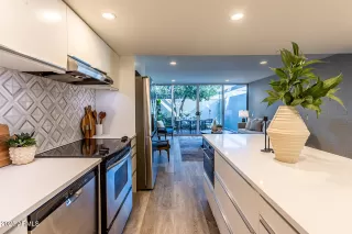 More Details about MLS # 6925486 : 4401 N 40TH STREET#18