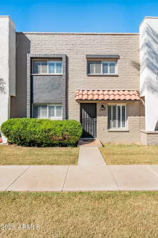 Photo #1: 6925501 Listing