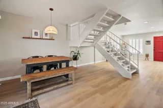 Photo #6: 6925501 Listing