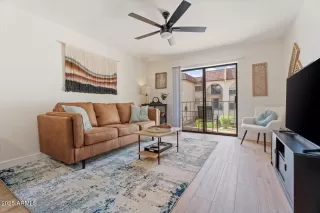 Photo #3: 6925517 Listing