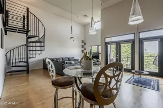 Photo #4: 6925573 Listing 