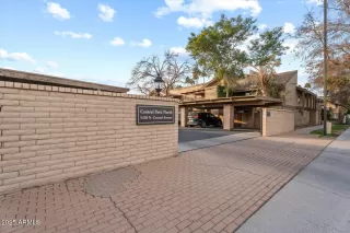 Photo #1: 6925584 Listing 