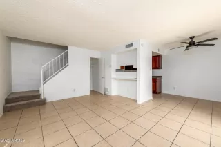 Photo #3: 6925595 Listing 