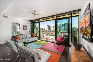 Photo #2: 6925686 Listing 