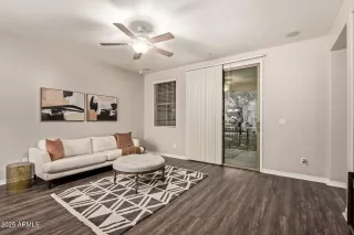 Photo #2: 6925691 Listing 