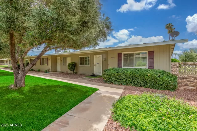 MLS: 6925692 Condo For Sale