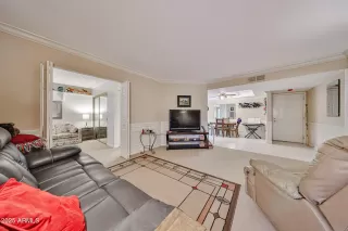 Photo #1: 6925736 Listing 