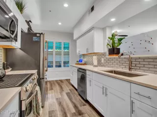 Photo #6: 6925772 Listing 