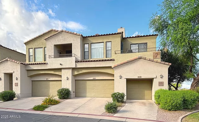 MLS: 6925819 Condo For Sale