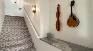 Photo #6: 6925819 Listing 