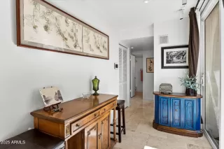 Photo #3: 6925915 Listing