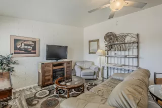 Photo #3: 6925951 Listing 