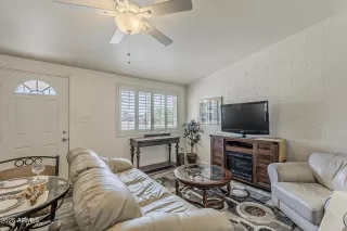 Photo #4: 6925951 Listing 