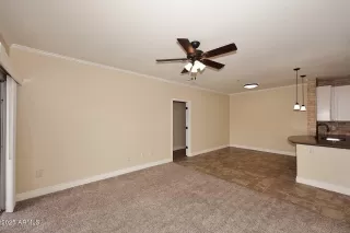 Photo #5: 6925976 Listing 