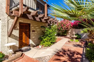 Photo #1: 6926016 Listing 