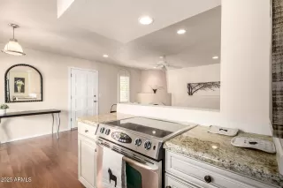 Photo #4: 6926016 Listing 