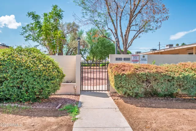 MLS: 6926026 Condo For Sale