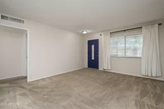 Photo #3: 6926026 Listing 