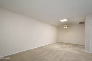 Photo #4: 6926026 Listing 