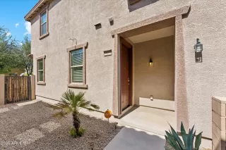 Photo #1: 6926285 Listing 