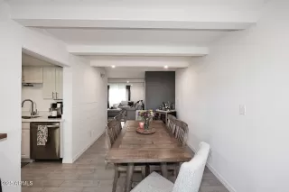 Photo #3: 6926298 Listing