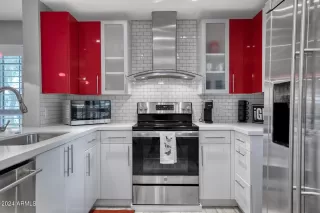 Photo #2: 6926667 Listing 