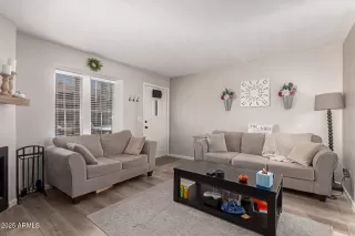 Photo #4: 6926682 Listing 