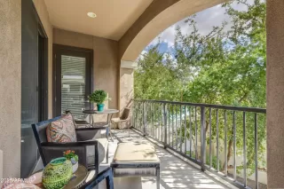 Photo #2: 6926696 Listing