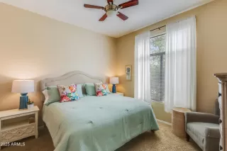 Photo #4: 6926696 Listing