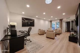 Photo #2: 6926698 Listing