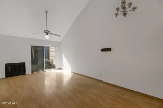 Photo #2: 6926820 Listing 