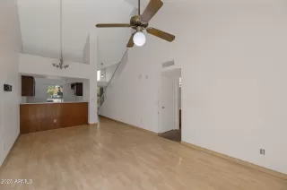 Photo #3: 6926820 Listing 