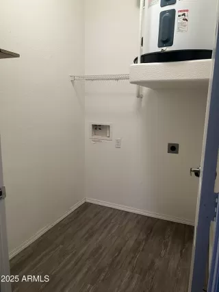 Photo #6: 6926824 Listing