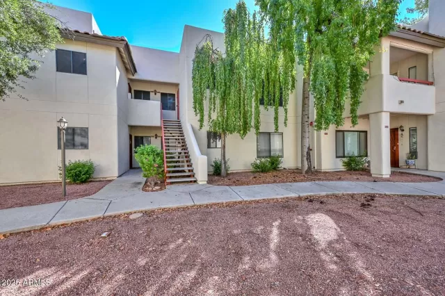 MLS: 6927020 Condo For Sale