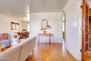 Photo #2: 6927046 Listing 