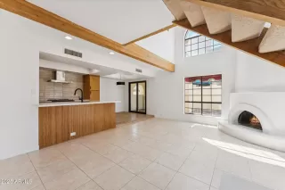 Photo #5: 6927066 Listing 