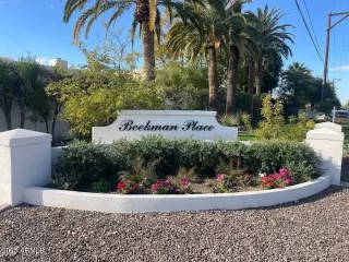 More Details about MLS # 6927257 : 2631 E BEEKMAN PLACE