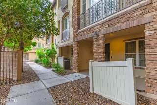 Photo #1: 6927285 Listing 