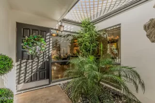 Photo #2: 6927361 Listing 