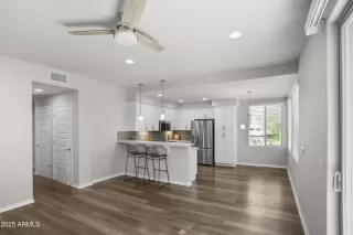 Photo #1: 6927391 Listing 