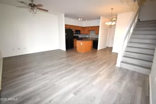 Photo #1: 6927505 Listing 