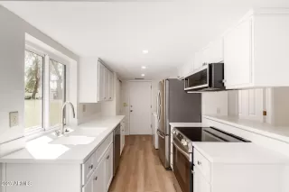 Photo #6: 6927543 Listing