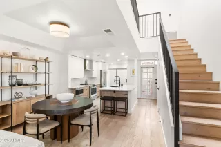 Photo #1: 6927555 Listing 