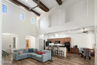 Photo #5: 6927710 Listing 